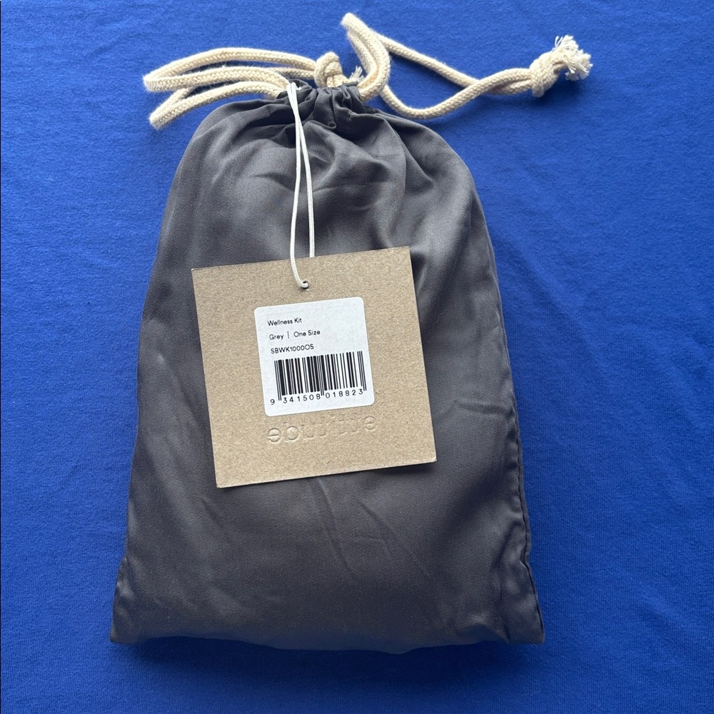 NWT - Ettitude Wellness Kit (waffle weave washcloth, eye mask, and pillowcase) - Picture 2 of 2